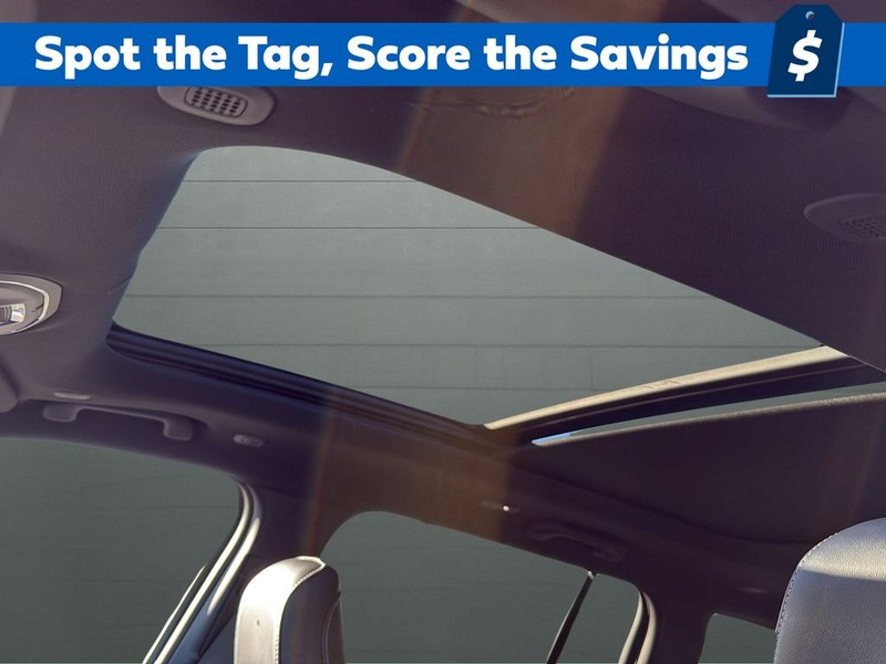 Jeep Grand Cherokee Vehicle Full-screen Gallery Image 16