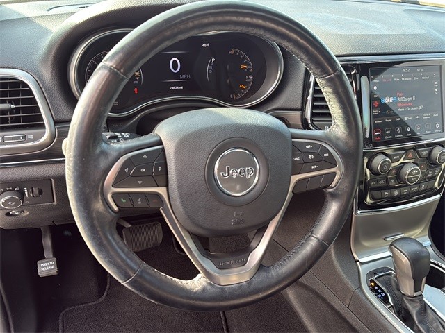 Jeep Grand Cherokee Vehicle Full-screen Gallery Image 27