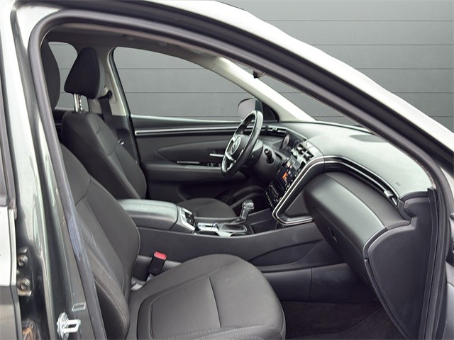 Hyundai Tucson Vehicle Full-screen Gallery Image 15