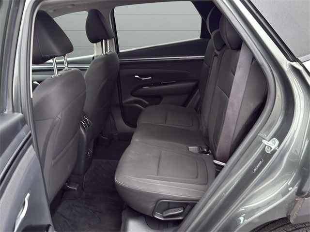 Hyundai Tucson Vehicle Full-screen Gallery Image 17