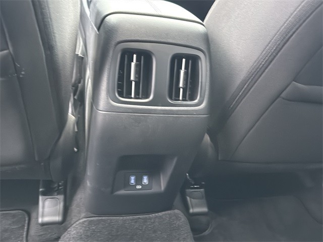 Hyundai Tucson Vehicle Full-screen Gallery Image 18