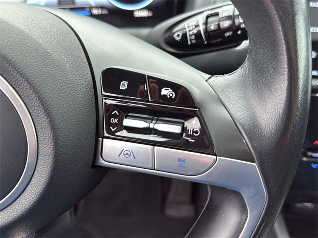 Hyundai Tucson Vehicle Full-screen Gallery Image 19