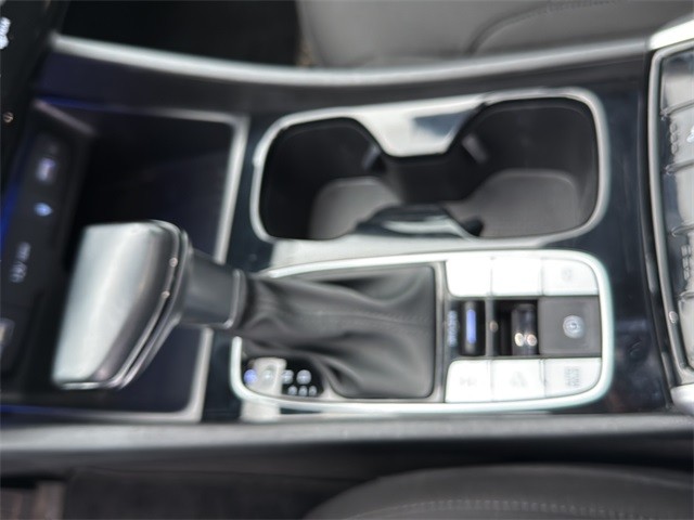 Hyundai Tucson Vehicle Full-screen Gallery Image 20