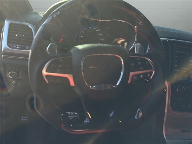 Jeep Grand Cherokee Vehicle Full-screen Gallery Image 27