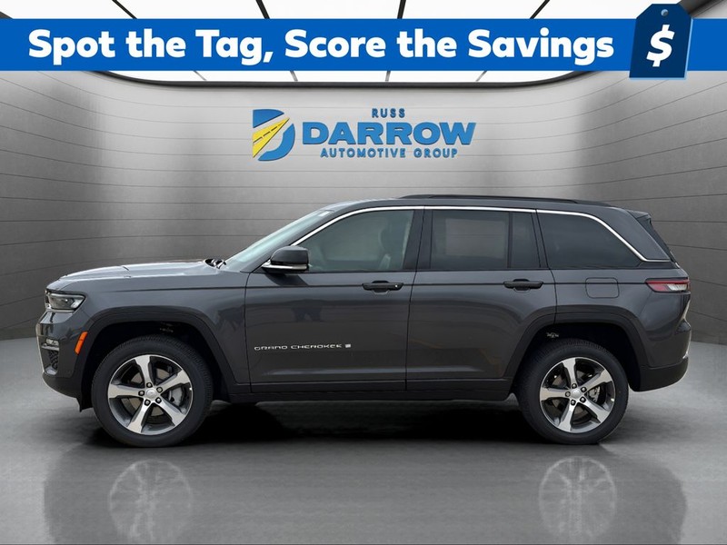 Jeep Grand Cherokee Vehicle Full-screen Gallery Image 2