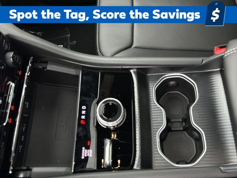 Jeep Grand Cherokee Vehicle Full-screen Gallery Image 21