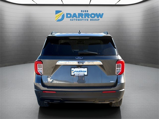 Ford Explorer Vehicle Full-screen Gallery Image 4