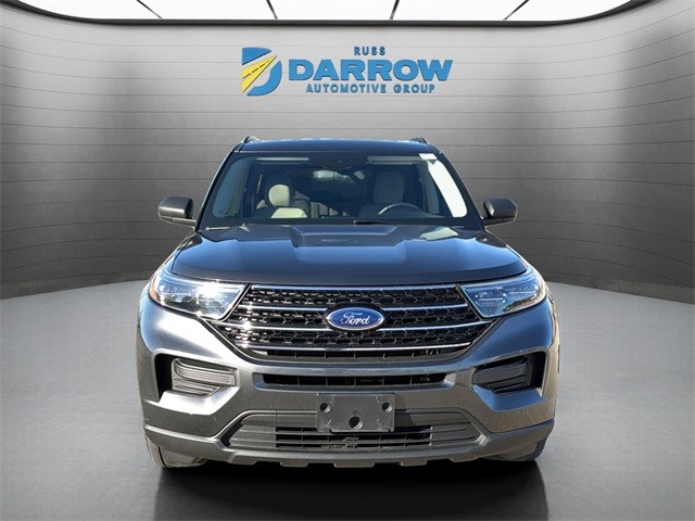 Ford Explorer Vehicle Full-screen Gallery Image 8