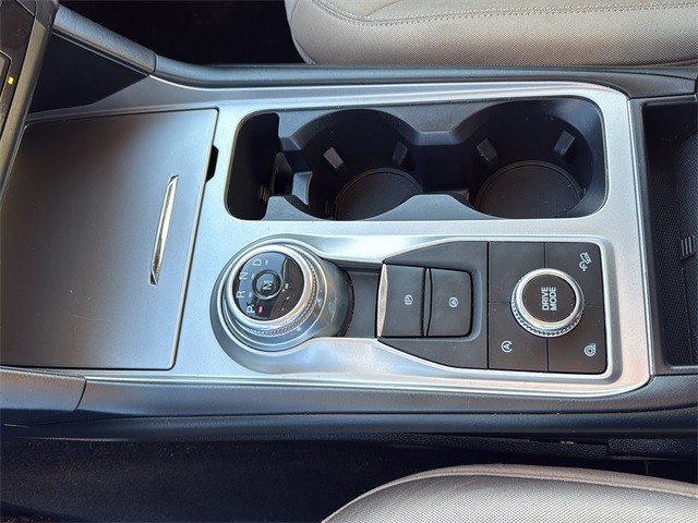 Ford Explorer Vehicle Full-screen Gallery Image 19