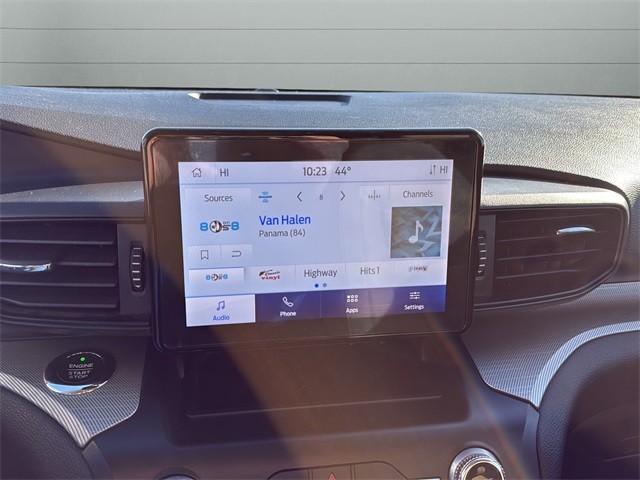 Ford Explorer Vehicle Full-screen Gallery Image 20