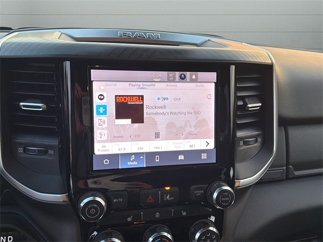 Ram 1500 Vehicle Full-screen Gallery Image 20