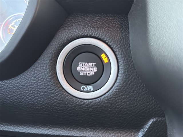 Ram 1500 Vehicle Full-screen Gallery Image 23