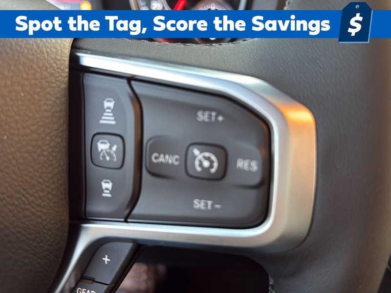 Ram 1500 Vehicle Full-screen Gallery Image 18