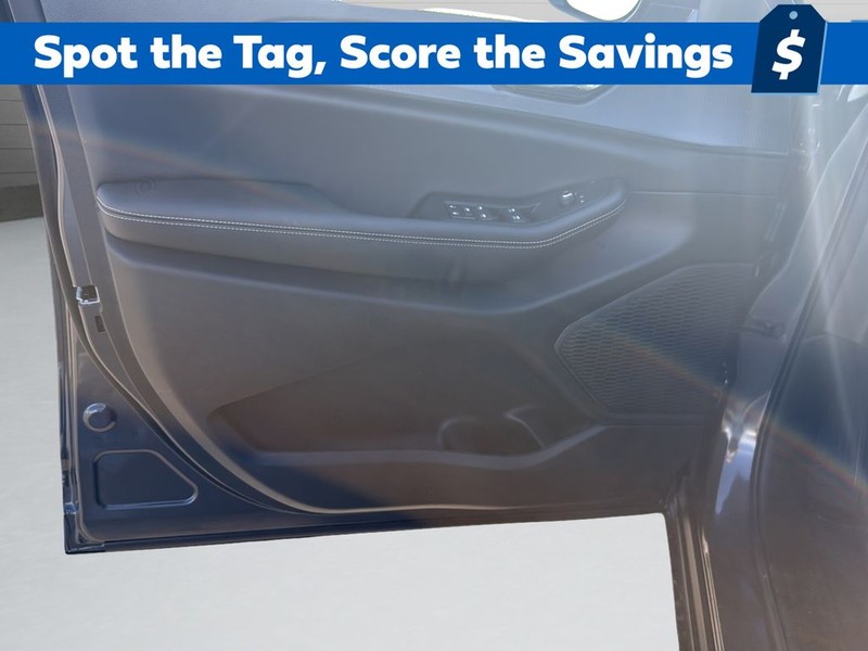 Jeep Grand Cherokee Vehicle Full-screen Gallery Image 11