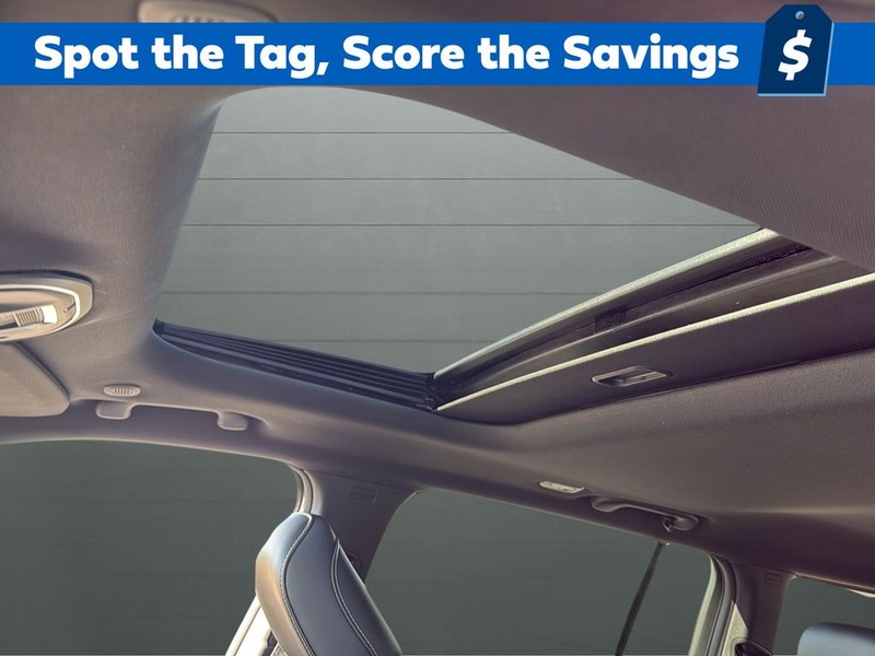 Jeep Grand Cherokee Vehicle Full-screen Gallery Image 16