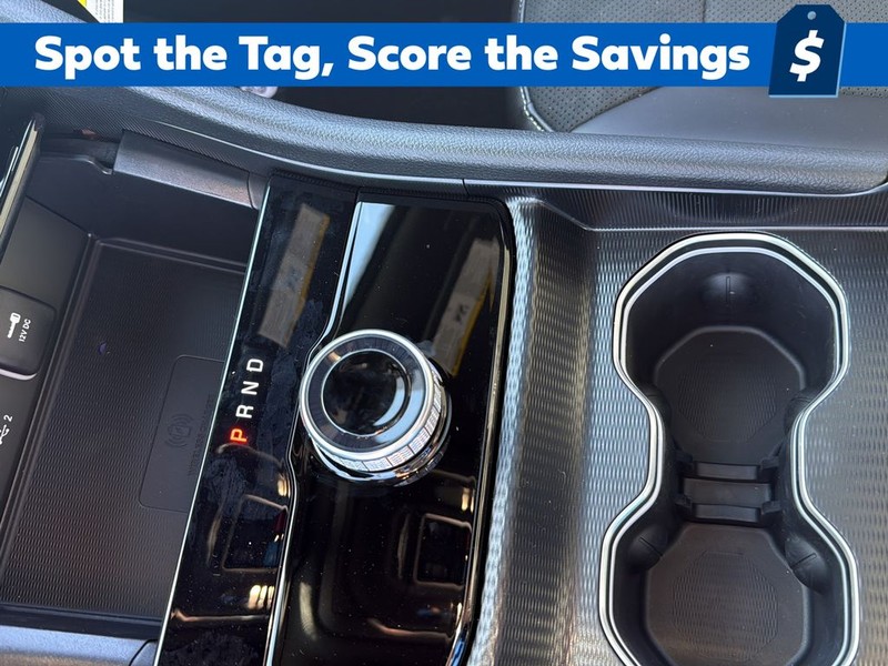 Jeep Grand Cherokee Vehicle Full-screen Gallery Image 21