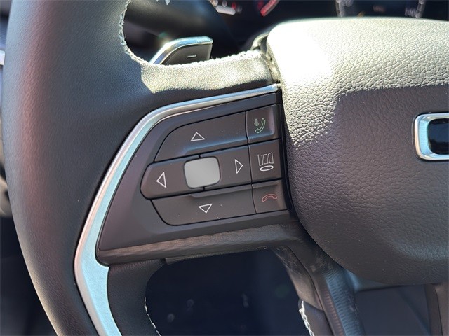 Jeep Grand Cherokee Vehicle Full-screen Gallery Image 9