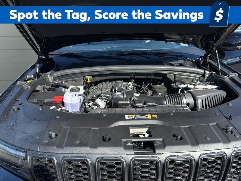 Jeep Grand Cherokee Vehicle Full-screen Gallery Image 20