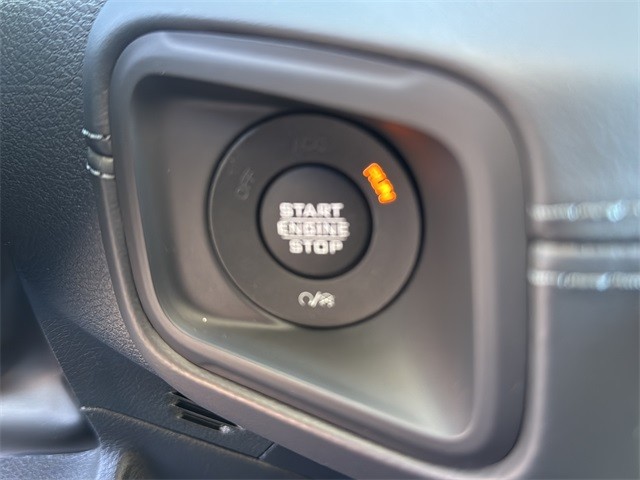 Jeep Wrangler Vehicle Full-screen Gallery Image 24