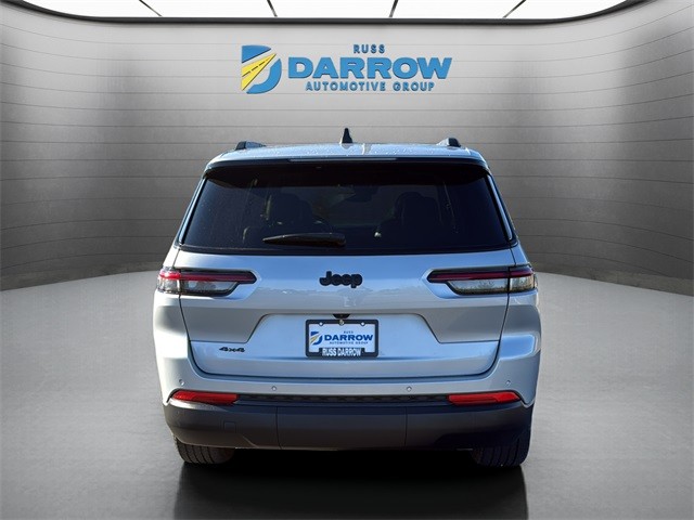 Jeep Grand Cherokee L Vehicle Full-screen Gallery Image 4