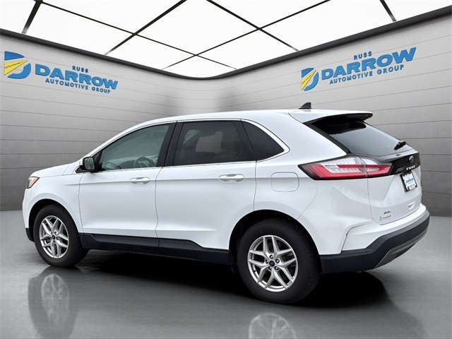 Ford Edge Vehicle Full-screen Gallery Image 3