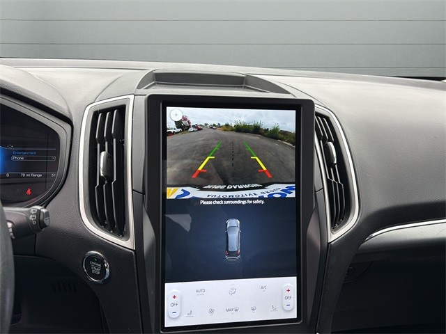 Ford Edge Vehicle Full-screen Gallery Image 21
