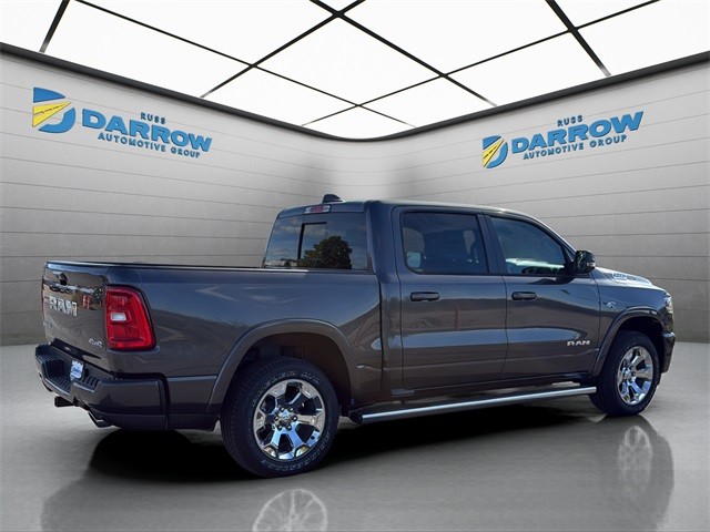 Ram 1500 Vehicle Full-screen Gallery Image 5