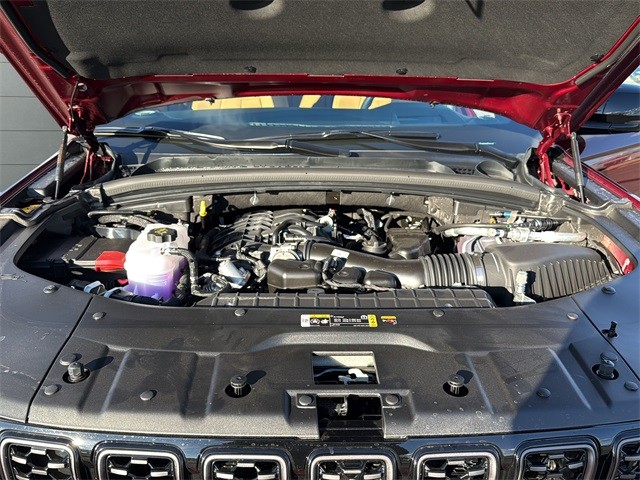 Jeep Grand Cherokee Vehicle Full-screen Gallery Image 20