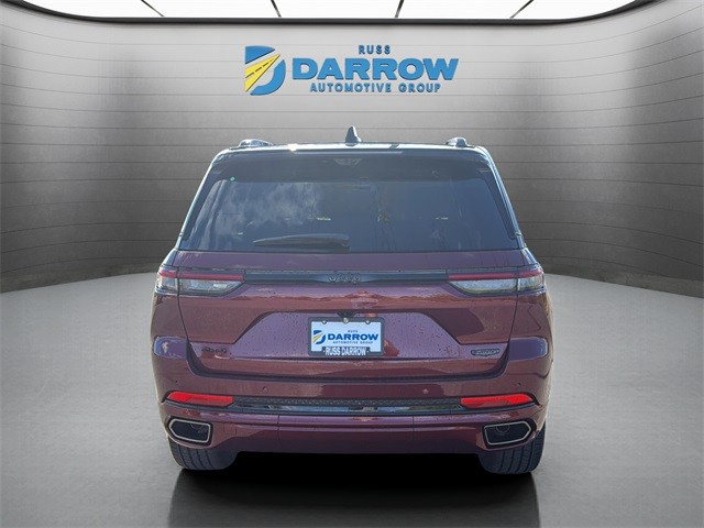 Jeep Grand Cherokee Vehicle Full-screen Gallery Image 4