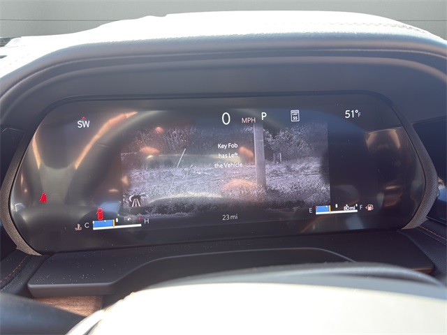 Jeep Grand Cherokee Vehicle Full-screen Gallery Image 13