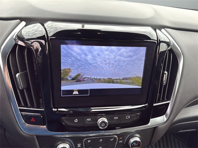 Chevrolet Traverse Vehicle Full-screen Gallery Image 22