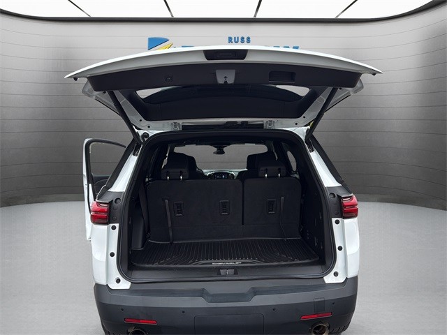 Chevrolet Traverse Vehicle Full-screen Gallery Image 25
