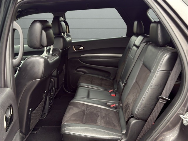 Dodge Durango Vehicle Full-screen Gallery Image 16