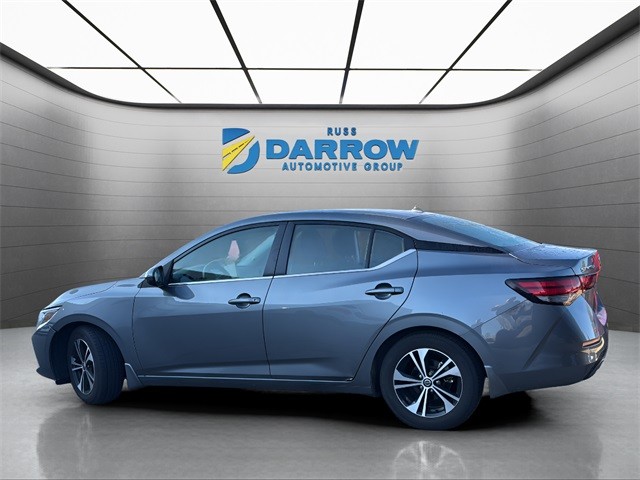 Nissan Sentra Vehicle Full-screen Gallery Image 3