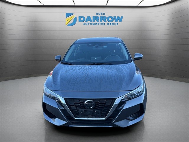 Nissan Sentra Vehicle Full-screen Gallery Image 8