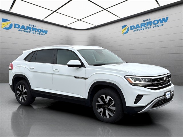 Volkswagen Atlas Cross Sport Vehicle Full-screen Gallery Image 7