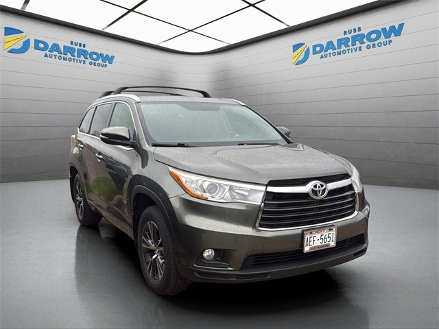 Toyota Highlander Vehicle Full-screen Gallery Image 7