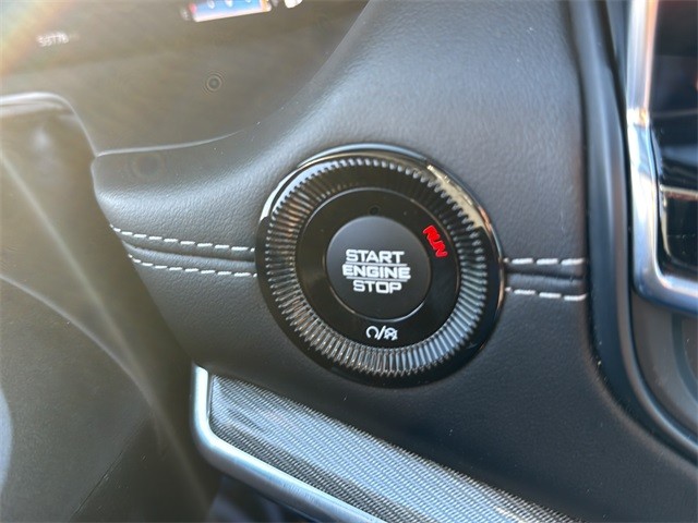 Jeep Compass Vehicle Full-screen Gallery Image 26