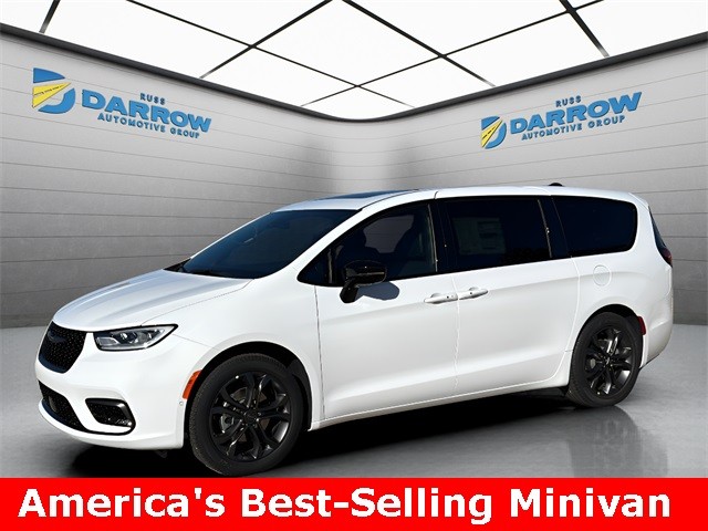 2026 Chrysler Pacifica Select's photo