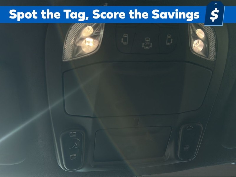 Chrysler Pacifica Vehicle Full-screen Gallery Image 22