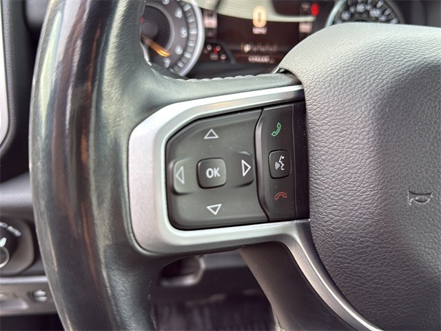 Ram 1500 Vehicle Full-screen Gallery Image 09