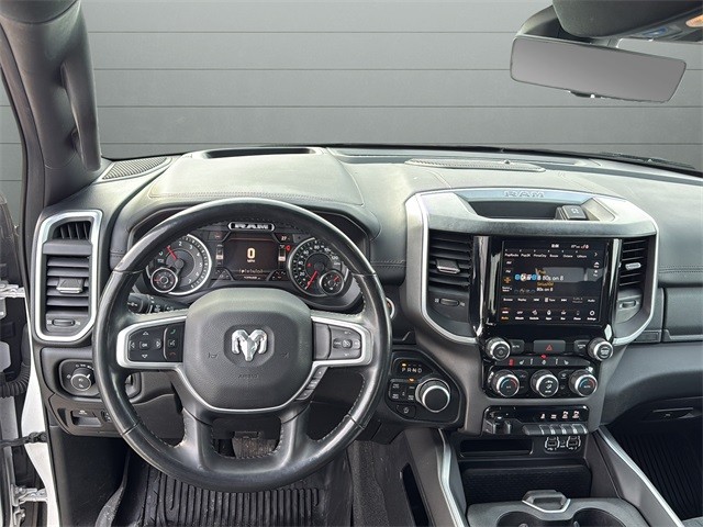 Ram 1500 Vehicle Full-screen Gallery Image 12