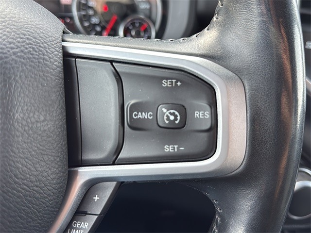 Ram 1500 Vehicle Full-screen Gallery Image 18