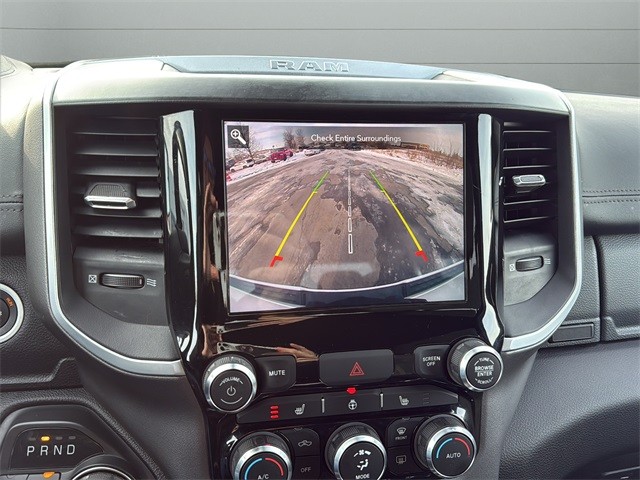 Ram 1500 Vehicle Full-screen Gallery Image 20