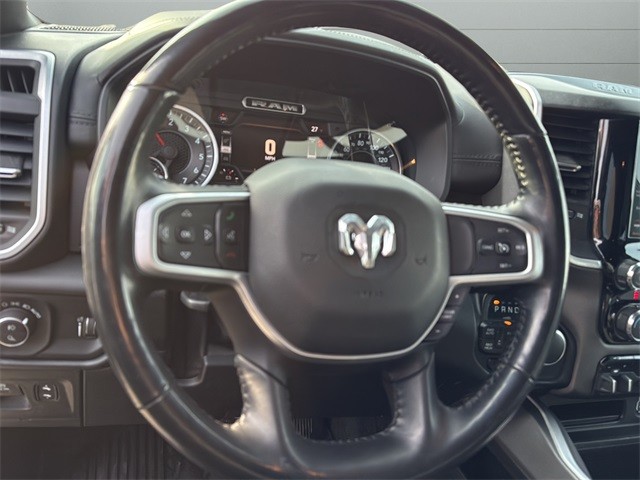 Ram 1500 Vehicle Full-screen Gallery Image 24