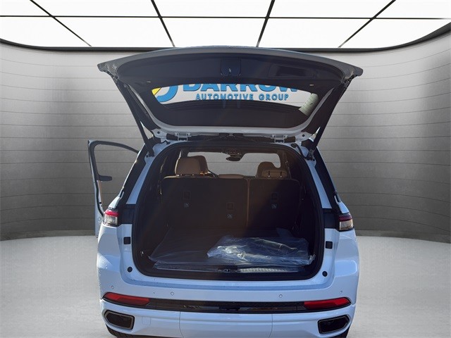 Jeep Grand Cherokee Vehicle Full-screen Gallery Image 26