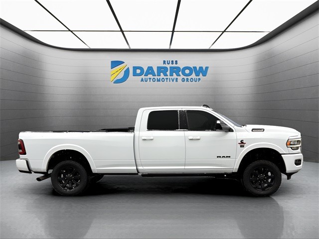 Ram 3500 Vehicle Full-screen Gallery Image 06