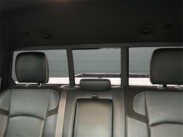 Ram 3500 Vehicle Full-screen Gallery Image 25