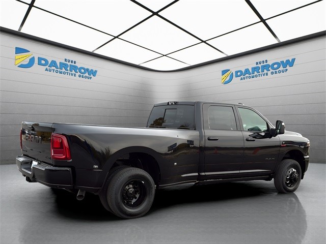 Ram 3500 Vehicle Full-screen Gallery Image 5