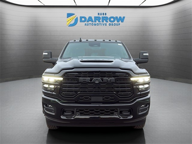 Ram 3500 Vehicle Full-screen Gallery Image 8